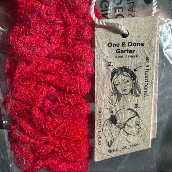 NWT Revolve x HAH One and Done Lace Garter Headband Scrunchie in Siren Red - Picture 10 of 12